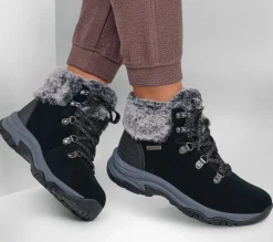 Relaxed Fit: Trego - Falls Finest